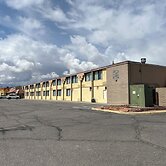 Brentwood Inn & Garden