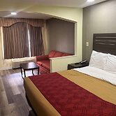 Super 8 by Wyndham Jackson MS