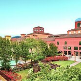 DoubleTree by Hilton Sonoma - Wine Country