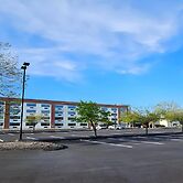 Clarion Pointe South Portland
