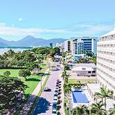 Cairns Harbourside Hotel