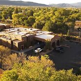 Taos Valley Lodge