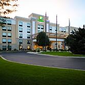 Holiday Inn Express Janesville - I-90 & US Hwy 14 by IHG