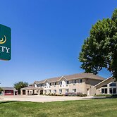 Quality Inn Marshall MN near University