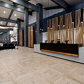 DoubleTree by Hilton Hotel Bakersfield