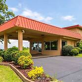 Days Inn by Wyndham Batesville AR