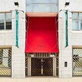 Nest Hotel Paris la Défense - MGallery Collection