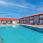 Ramada by Wyndham Bowling Green