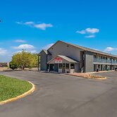 Econo Lodge Inn & Suites Enid South
