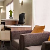 La Quinta Inn by Wyndham Waldorf