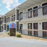 Motel 6 Knoxville, TN - East