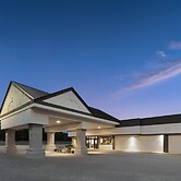Ramada Hotel & Conference Center by Wyndham Grayling