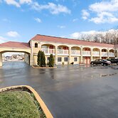 Econo Lodge Huntington - Barboursville University Area