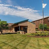 DoubleTree by Hilton Collinsville - St. Louis