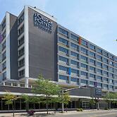 Four Points by Sheraton Windsor Downtown