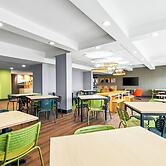 Spark by Hilton Bardstown
