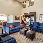 Comfort Suites Lincoln North