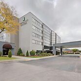 Embassy Suites by Hilton Milwaukee Brookfield