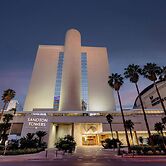 Sandton Sun and Towers