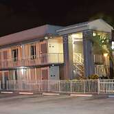 Days Inn by Wyndham Stuart