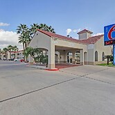 Motel 6 Edinburg, TX