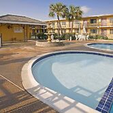 Americas Best Value Inn Laredo