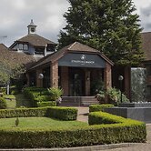 Stratford Manor Hotel