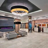 Delta Hotels by Marriott Edmonton Centre Suites