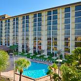 Rosen Inn, closest to Universal