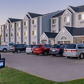 Days Inn & Suites by Wyndham Greeley