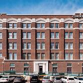 Courtyard by Marriott Omaha Downtown