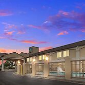 SureStay Hotel by Best Western Alexandria