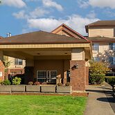 Best Western Plus Park Place Inn & Suites