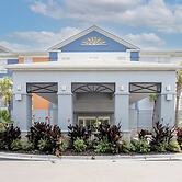 Holiday Inn Express & Suites Charleston - Northwoods by IHG