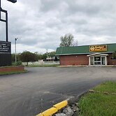 Budget Host Inn