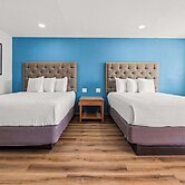 Econo Lodge Inn & Suites