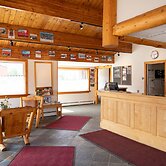 Rocky Mountain Ski Lodge