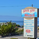 Silver Surf Motel