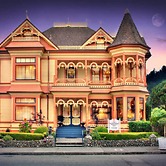 Gingerbread Mansion Inn