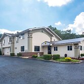 Super 8 by Wyndham Elkins