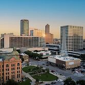 The Worthington Renaissance Fort Worth Hotel