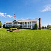 Colonial Acres Resort