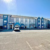 Baymont Inn by Wyndham Farmington