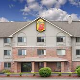 Super 8 by Wyndham Morgantown
