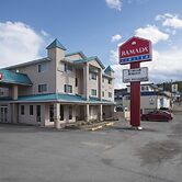 Ramada by Wyndham 100 Mile House