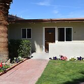 Stanlunds Inn And Suites