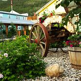 Holland America Dawson City Inn