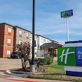 Holiday Inn Express and Suites Sulphur Springs by IHG