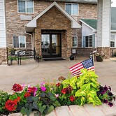 Savanna Inn & Suites