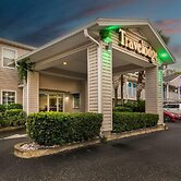 Travelodge Suites by Wyndham MacClenny/I-10